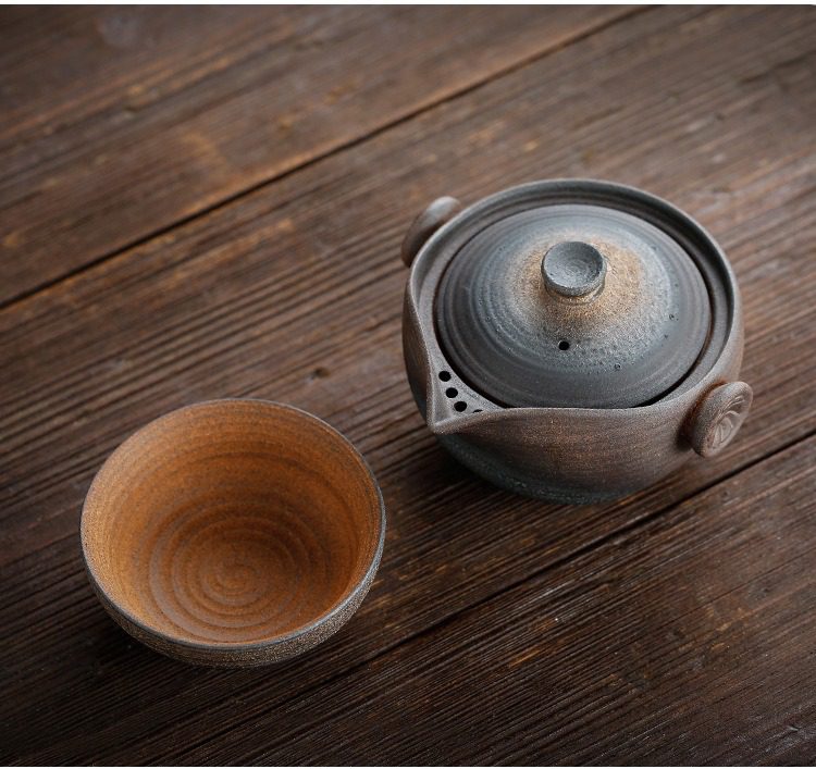 古早燒粗陶快客杯，南山居粗陶茶具組，古樸柴燒風格快客杯與品茗杯，散發禪意質樸氣息，適合雅致茶席。