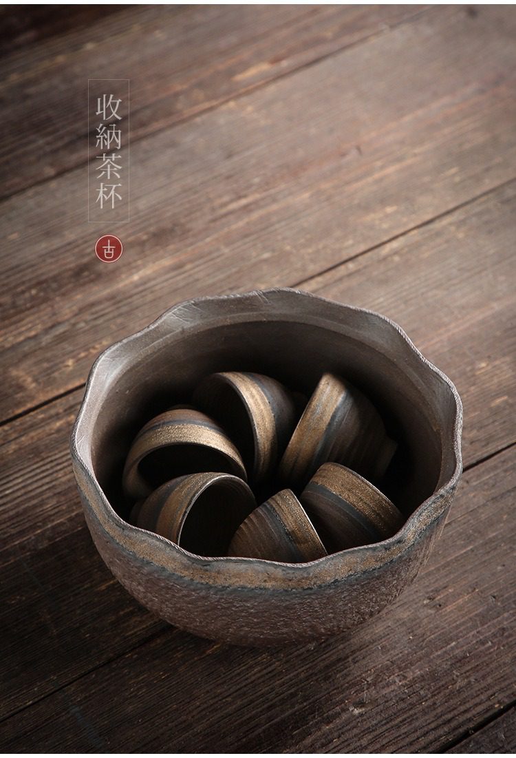 古早燒鎏金荷韻茶洗，南山居復古粗陶茶杯收納罐，手工燒製陶藝質感，杯口蓮花設計，展現質樸禪意美學。
