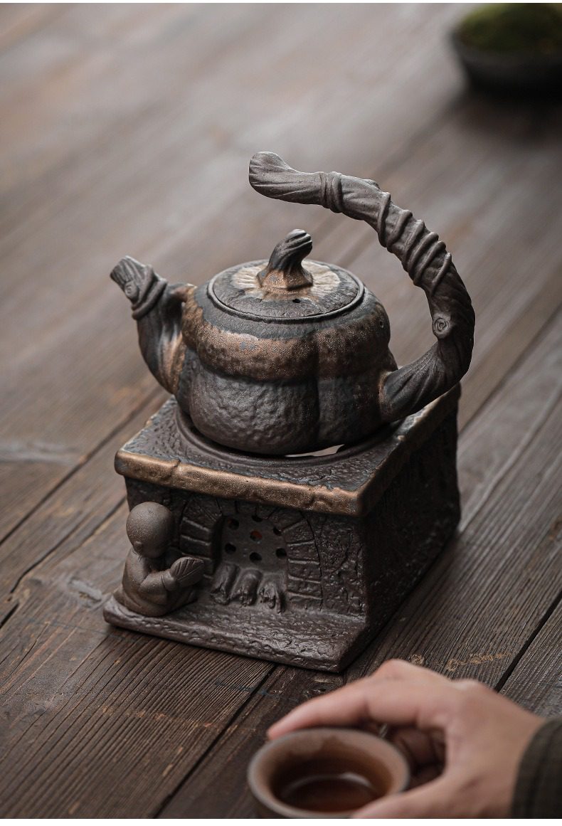 古早燒鎏金南瓜茶壺，南山居復古陶製茶爐與側把壺，造型古樸雅緻，展現禪意茶道文化與手工陶藝質感。