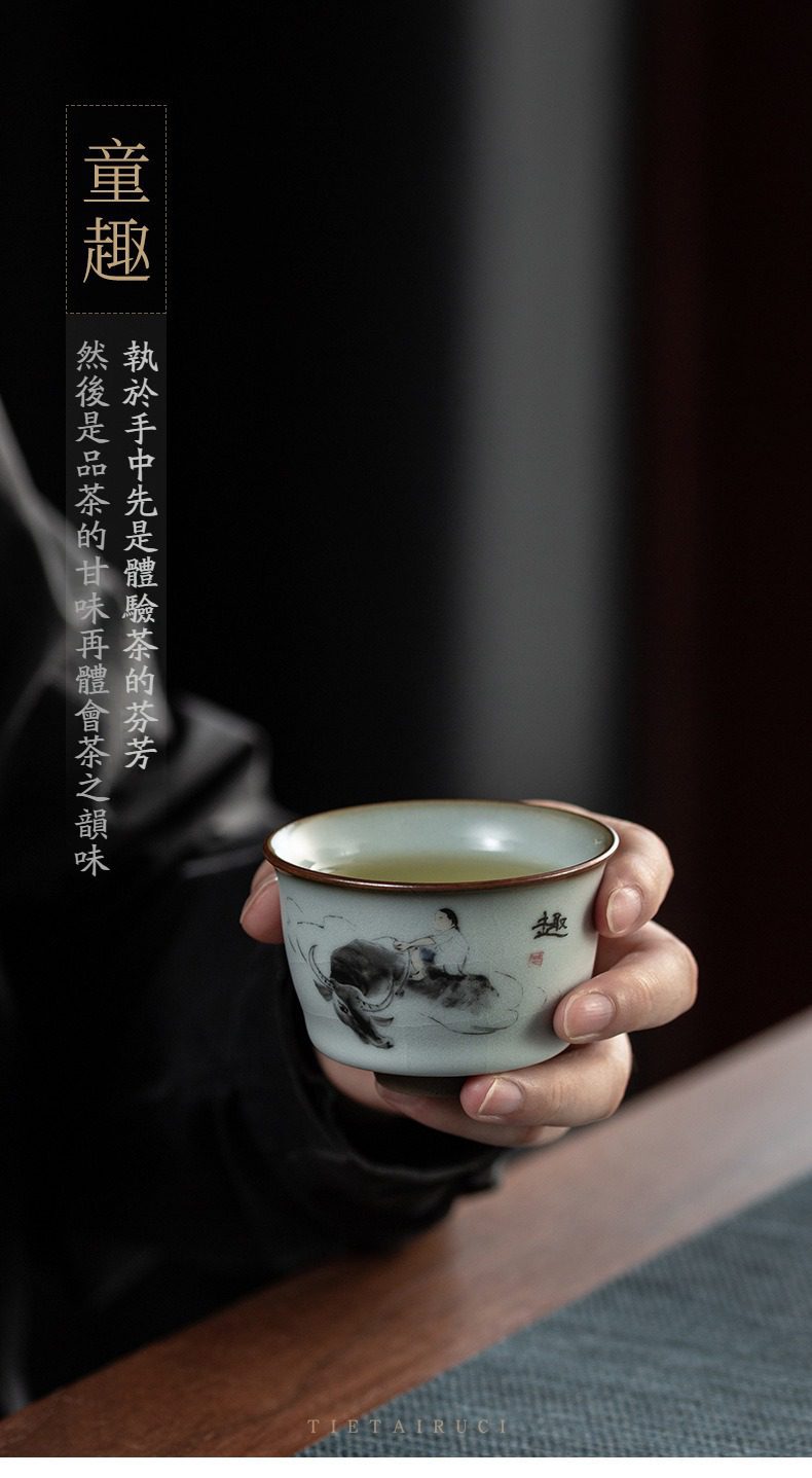 汝窯可福品茗杯，南山居童趣主題手工茶杯，杯身繪有牧童騎牛水墨圖案，質感細膩，體現優雅禪意品茗氛圍。