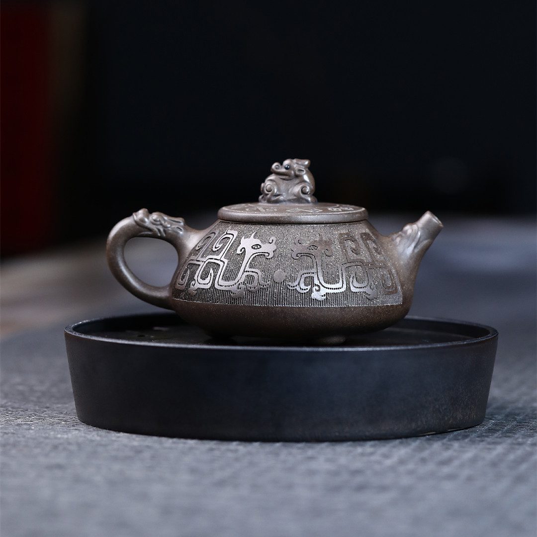 新品未使用】中国古玩 ?梅蘭竹菊壺?原鉱段泥?宜興紫砂壺?紫砂手彫??蓉