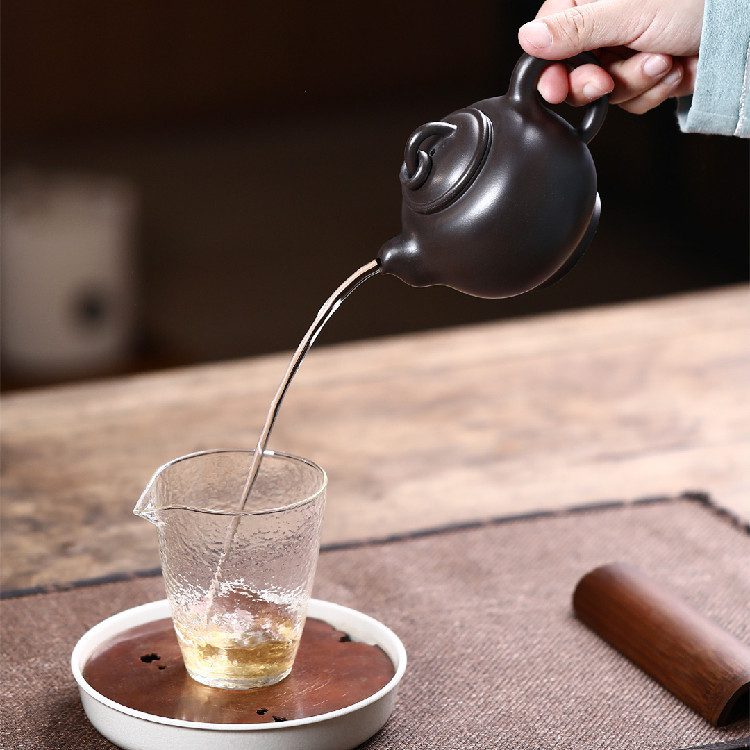 宜興紫砂壺原礦黑泥玉環茶壺(300ml) - 南山居