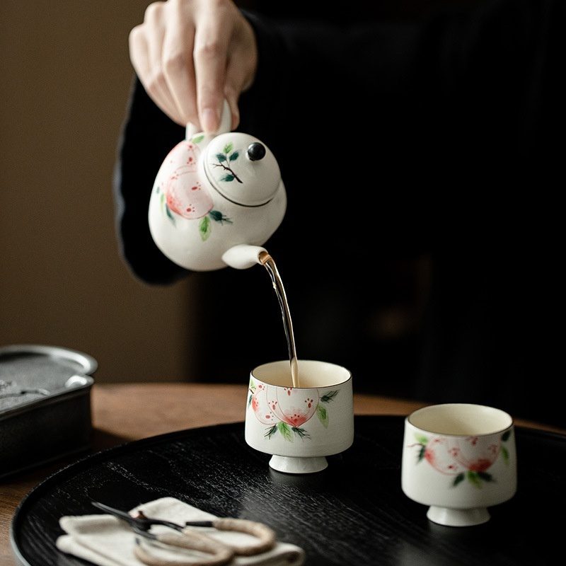 粉引- 手繪壽桃品茗杯- 南山居