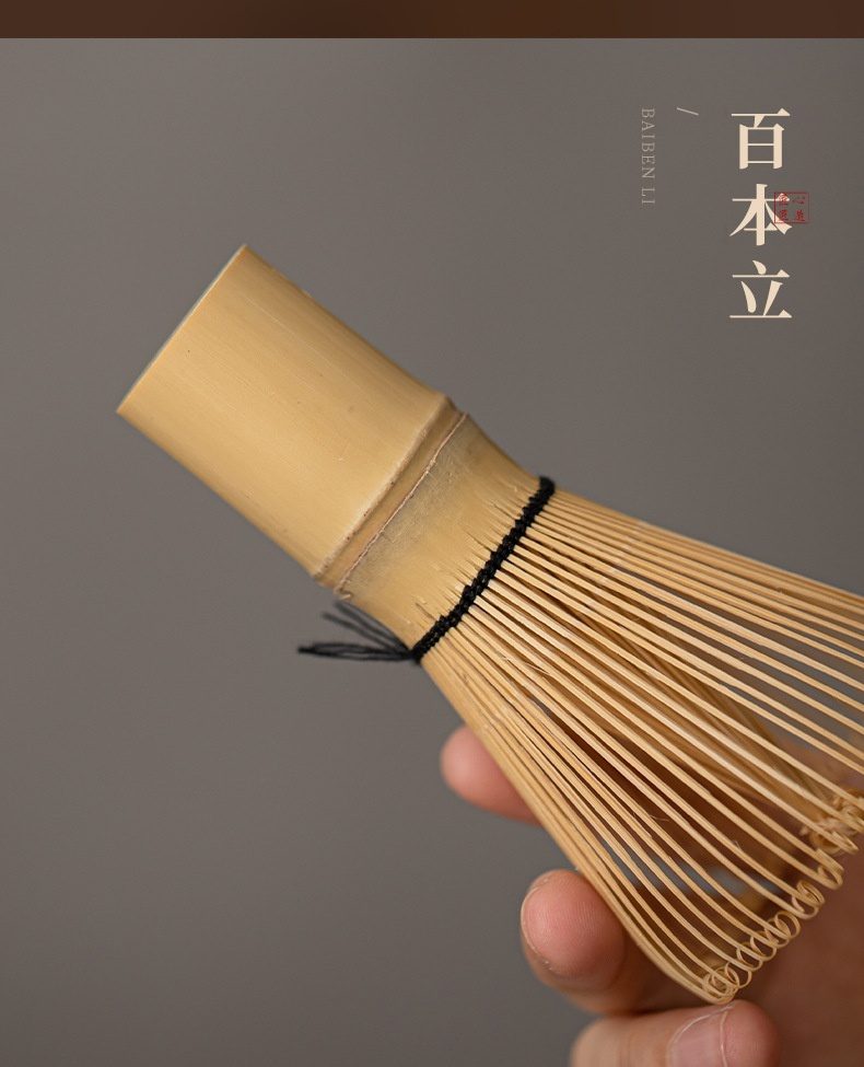 點茶 - 志野貓日式抹茶四件組，南山居手工百本立竹製抹茶刷，質地細膩，分岔均勻，是專業茶道必備的茶筅。