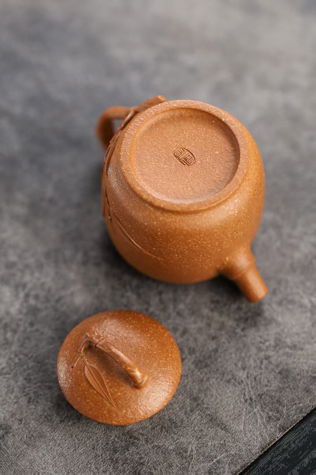 宜興紫砂壺原礦段泥竹節掌心圓壺(60ml) 商品詳情圖 10