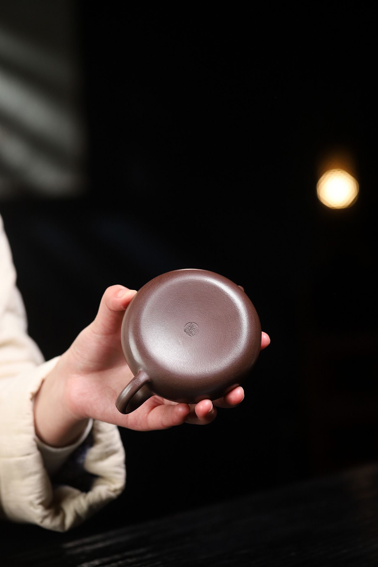 宜興紫砂壺原礦紫茄泥小品寒江壺 (180ml) 商品詳情圖 7