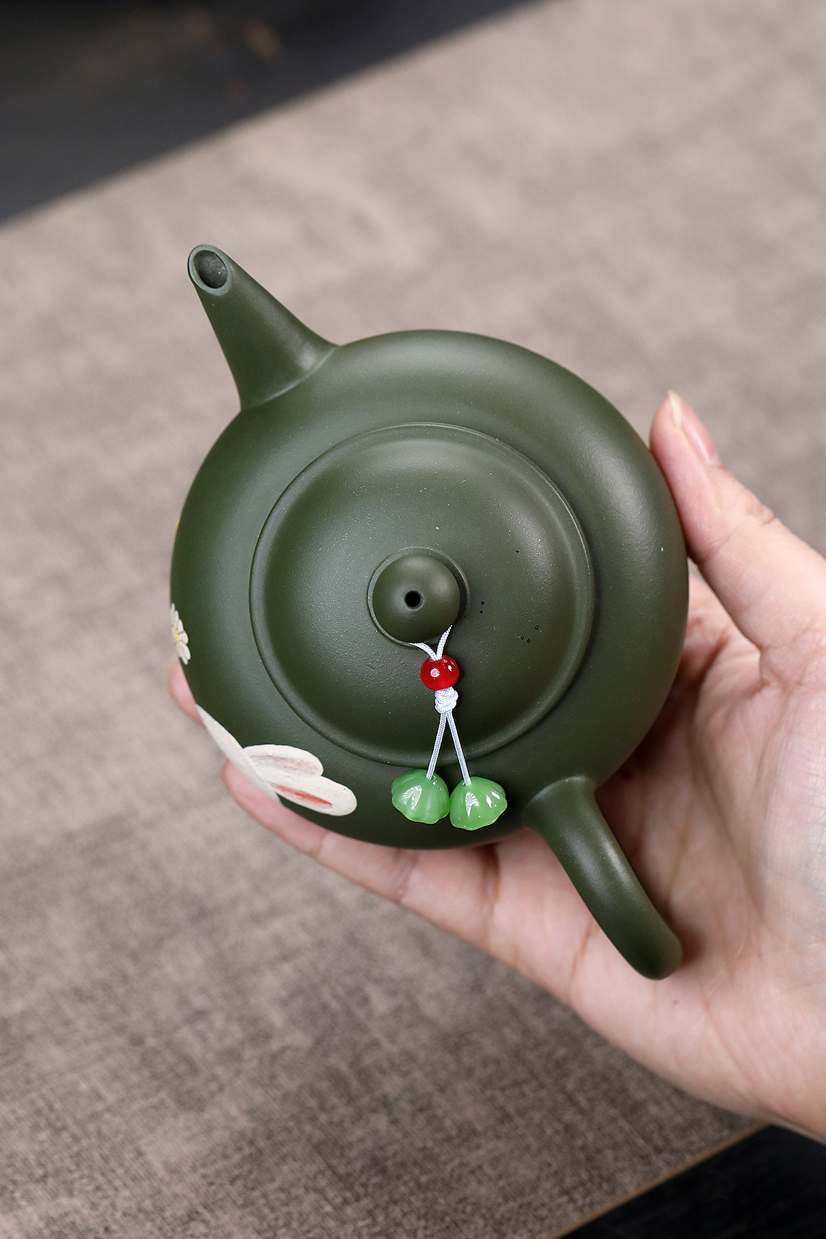 宜興紫砂壺原礦綠泥彩繪玉兔水平壺(250ml) 商品詳情圖 4