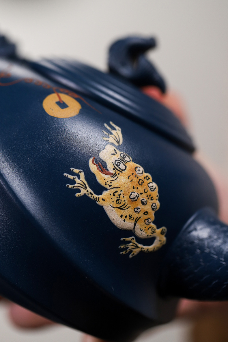宜興紫砂壺原礦天青泥魚化龍仿生壺(450ml) 商品詳情圖 11