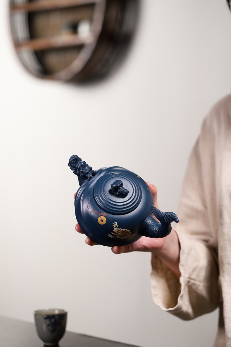 宜興紫砂壺原礦天青泥魚化龍仿生壺(450ml) 商品詳情圖 8