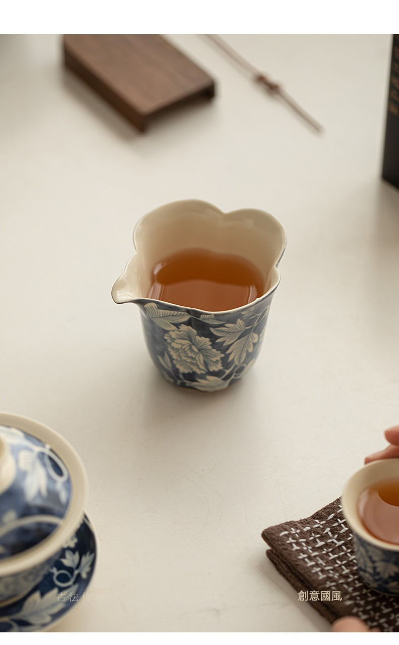 蘇打釉元青花國色天香公道杯 商品詳情圖 3
